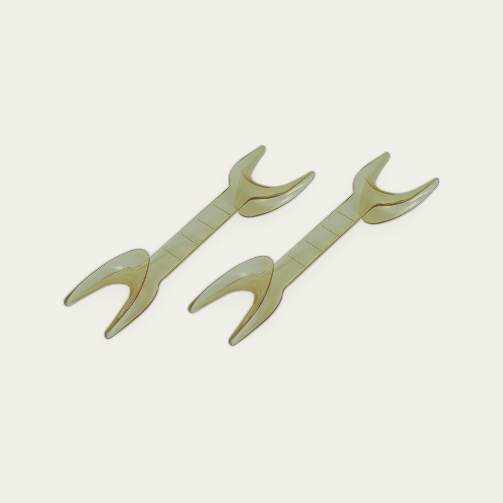 Double Ended Photo Cheek Retractors 1